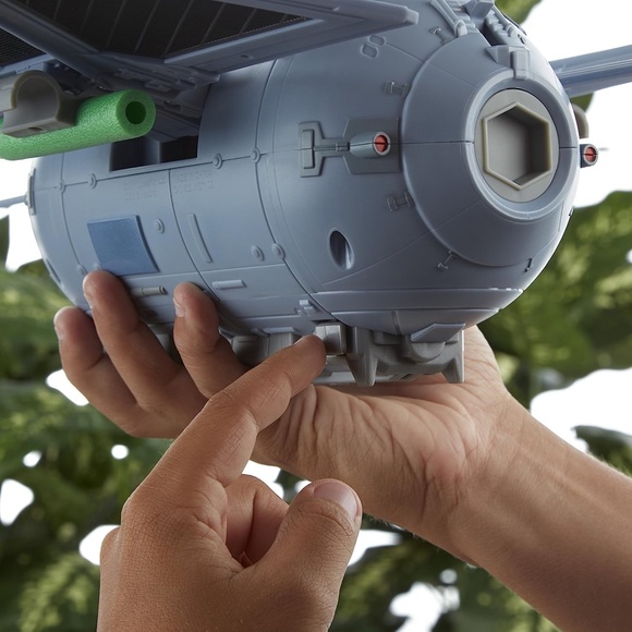 Disney Star Wars Toy "Rogue One" Tie Striker Ship - Picture 9 of 10